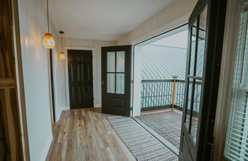 9d85a8a69948c14b9f2b63be0c9588a453ae6742-3